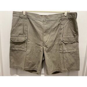 Cabela’s Shorts Size 48 Mens 7 Pocket Hiker Styler Brown
